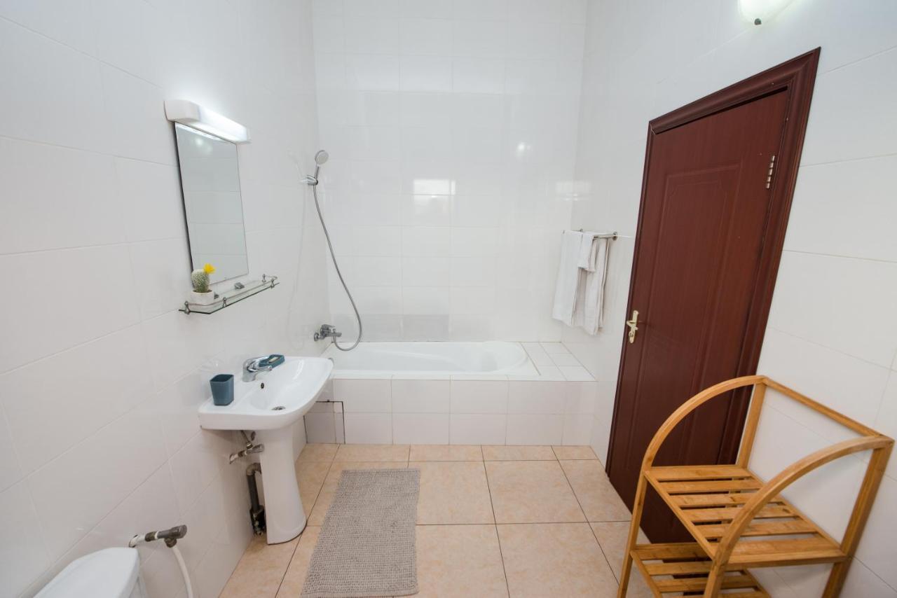 Appartement Charmant Et Lumineux ปวงต์-นัว ภายนอก รูปภาพ